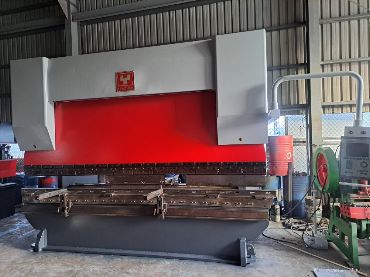 4m 200t CNC Press brake machine (A)