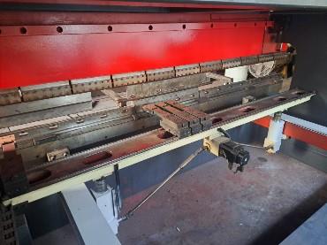 4m 200t CNC Press brake machine (B)