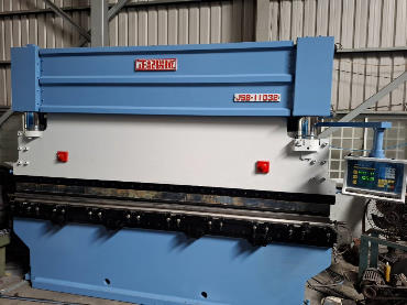 10' 110t CNC Press brake machine (A)