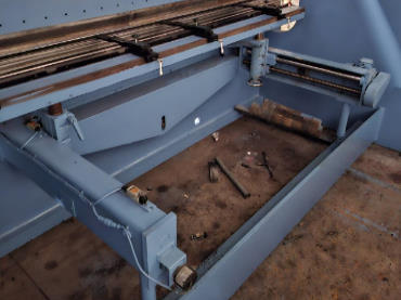 10' 110t CNC Press brake machine (B)